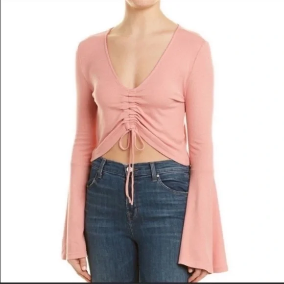 Jack BB Dakota Leia Rosetta pink bell sleeve top - Picture 2 of 8